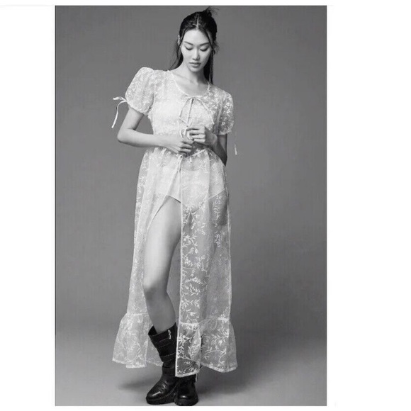 ANTHROPOLOGIE M SHEER SHORT-SLEEVE ORGANZA Coverup MAXI DRESS White $118 NWT Med - Picture 9 of 11